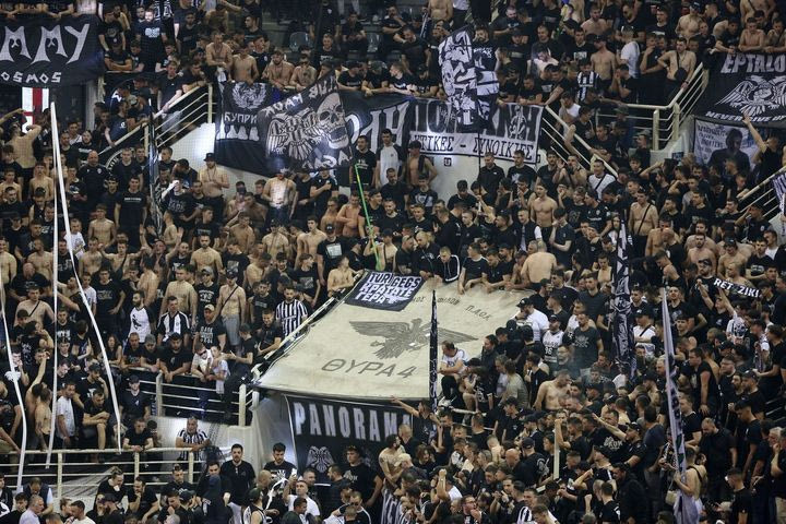 Σοβαρά τραυματίας φίλος του ΠΑΟΚ πριν τον αγώνα με την Μπιλμπάο, έσκασε βεγγαλικό στα χέρια του