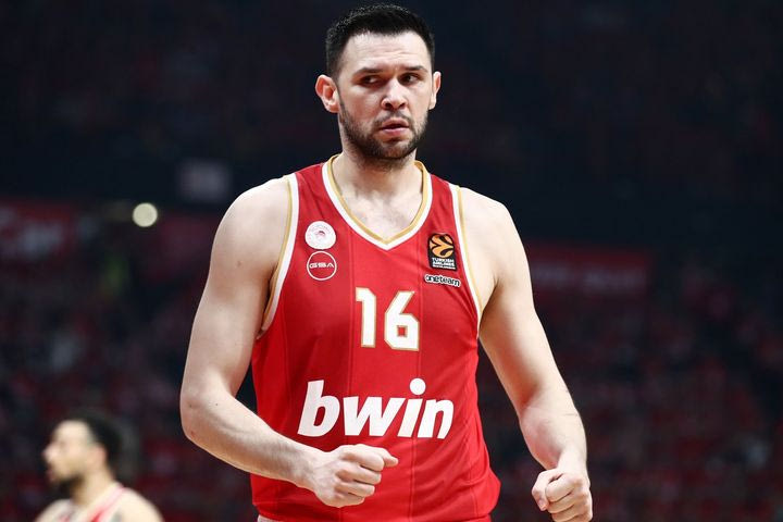 Κόκκινη καταιγίδα: Τα highlights από την άνετη νίκη του Ολυμπιακού απέναντι στη Ρεάλ