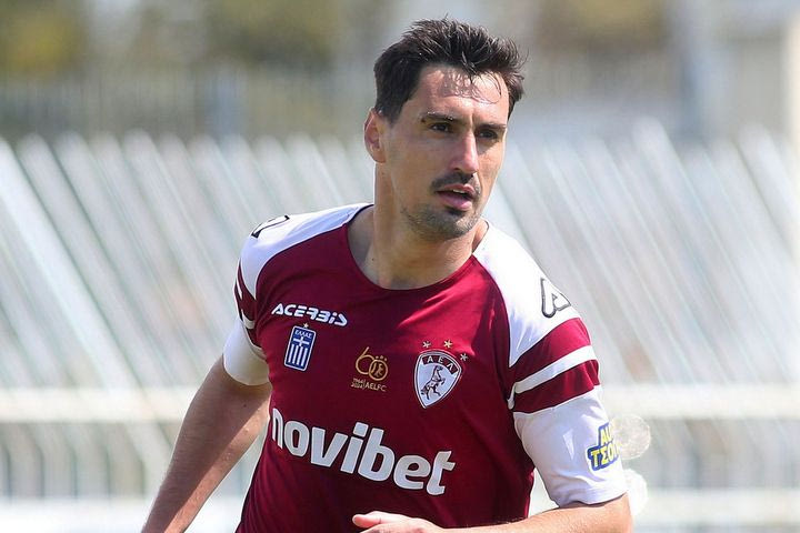 Καμπανιακός – ΑΕΛ 1-2: Διπλό ανόδου για τους βυσσινί, επιστρέφοντας στα μεγάλα σαλόνια μετά από τέσσερα χρόνια