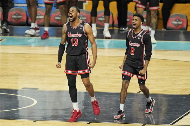 NCAA, Final Four: Το Χιούστον πέταξε εκτός τελικού το Ντιουκ του παίκτη-φαινόμενο, Κούπερ Φλαγκ, με απίθανη ανατροπή