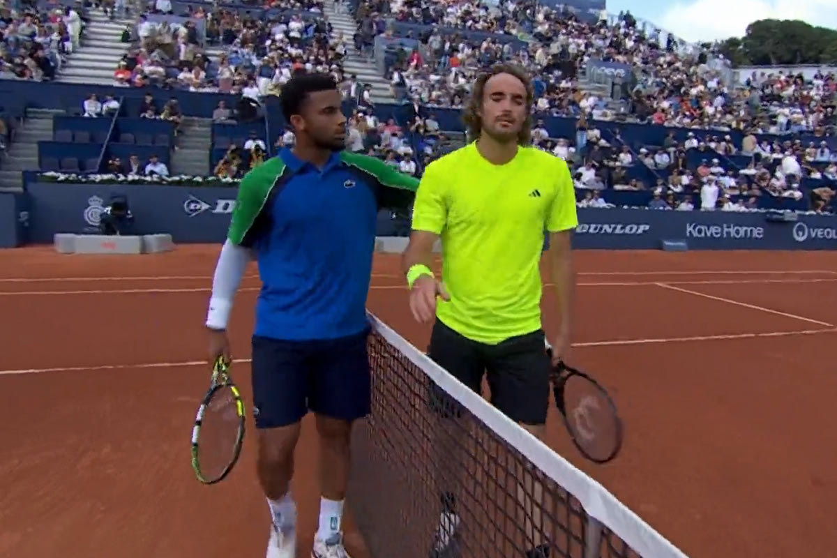 Η οριστική διακοπή του αγώνα του Τσιτσιπά με τον Φις