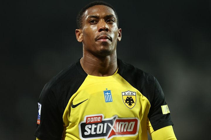 ΑΕΚ: Μαρσιάλ και Γκατσίνοβιτς δεν πέταξαν με την αποστολή στην Ολλανδία