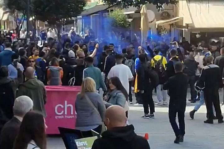 Αστέρας AKTOR: O Δημήτρης Μποροβήλος χτυπάει το τύμπανο και δίνει το ρυθμό στα συνθήματα