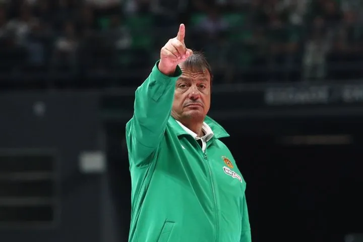 Παναθηναϊκός AKTOR: Δίωρη ανάλυση στο VIDEO με έντονες παρατηρήσεις από τον Αταμάν και σκληρή προπόνηση μετά την ήττα από τη Βαλένθια