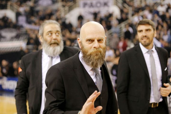 Ο κόσμος του ΠΑΟΚ αποθέωσε τον Καντσελιέρι: “Είναι τρελός ο Ιταλός”