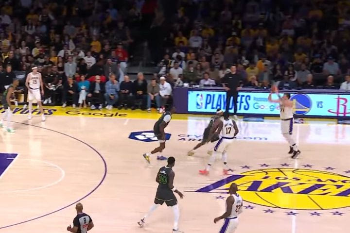 NBA: Πλούσιο θέαμα στο Top-10 με Γιάννη, Ντόντσιτς από το κέντρο και Ρόμπινσον στην κορυφή