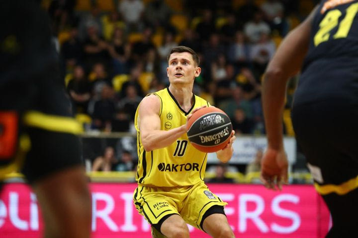 Μαρούσι – Άρης 91-68: Παρά το εφιαλτικό ξεκίνημα το Μαρούσι νίκησε εμφατικά και έπιασε το Λαύριο