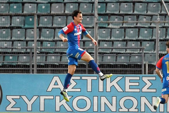 Ο Χουάνπι πανηγυρίζει