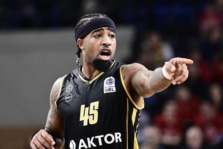 Από το Μαρούσι στην Ούνικς Καζάν ο Κιν