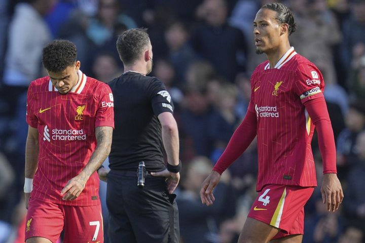 Premier League: Η βαθμολογία μετά από την ήττα της Λίβερπουλ και την ισοπαλία στο Γιουνάιτεντ – Σίτι