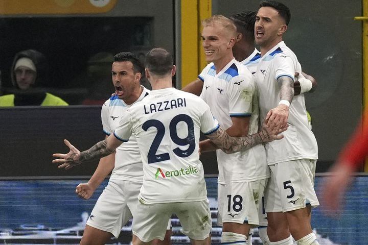Λάτσιο – Πάρμα 2-2: Ο από μηχανής θεός Πέδρο έσωσε τον βαθμό για την ομάδα του Μανδά