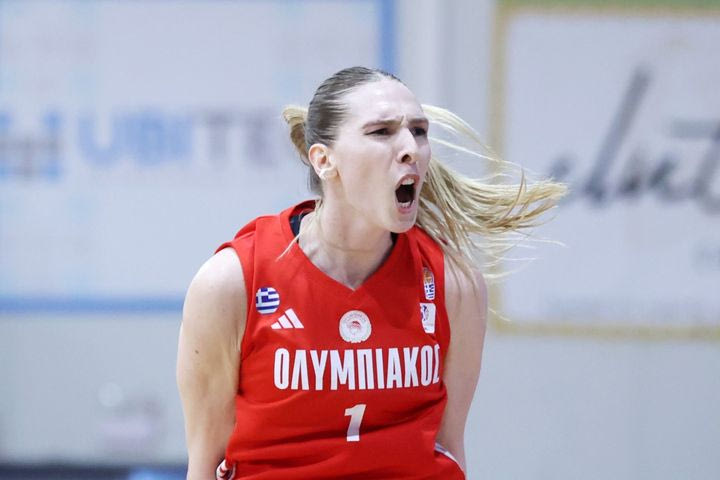 Αθηναϊκός – Ολυμπιακός 69-78: Οι ερυθρόλευκες πήραν τη ματσάρα του Βύρωνα και κατέκτησαν το τέταρτο σερί πρωτάθλημα στην Α1 Γυναικών