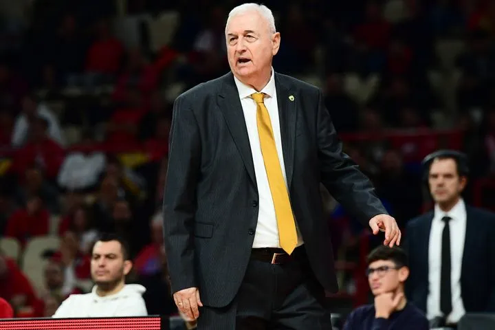 Σάκοτα: “Πάντα θέλουμε να παίζουμε καλά κόντρα στον Ολυμπιακό – Σημαντικότερο το ματς με τη Λέβιτσε”