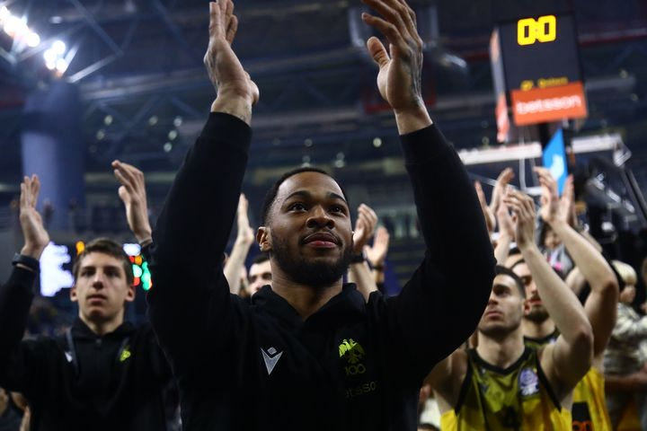 ΑΕΚ Betsson: Με Τάκερ η δωδεκάδα της Ένωσης για τη μάχη με τη Ναντέρ