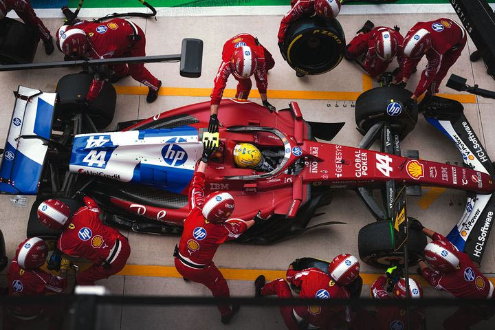 Οι 5 αιτίες και πτυχές του αγωνιστικού γκρεμίσματος της Ferrari το 2025