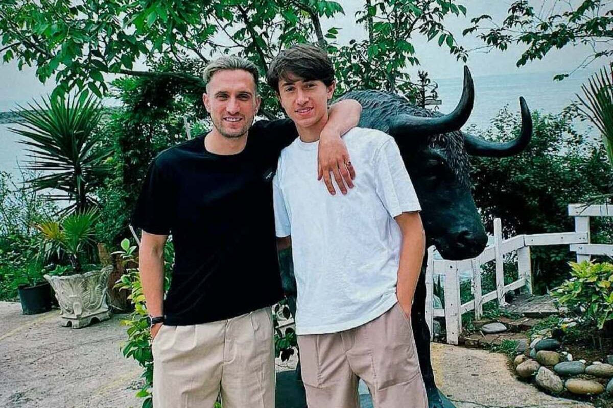 Ο Γιαζίτζι και ο αδερφός του