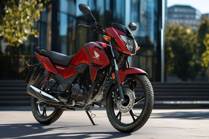 Περαιτέρω βελτίωση για το μικρό και φιλικό Honda CB125F