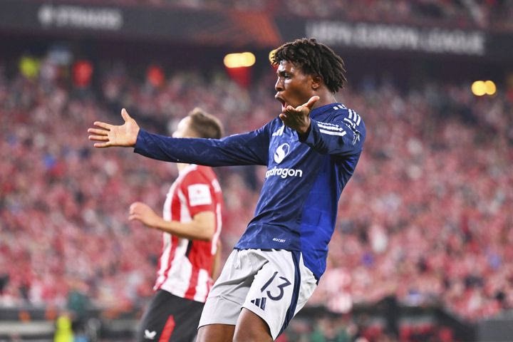 Ο Ντοργκου πανηγυρίζει στο Αθλέτικ Μπιλμπάο - Μάντσεστερ Γιουνάιτεντ