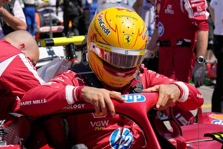 Χάμιλτον: “Δεν θέλω να το ματιάσω, αλλά το αυτοκίνητο ήταν τρομερό” στην Ίμολα