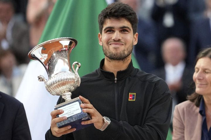 O Αλκαράθ υπέταξε με 2-0 σετ τον Σίνερ στην Ιταλία και έγινε ο νέος πρωταθλητής του Internazionali BNL