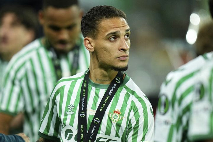 Άντονι: “Υπήρξαν διαπραγματεύσεις με την Μπάγερν, αλλά είχα δώσει τον λόγο μου στη Μπέτις”