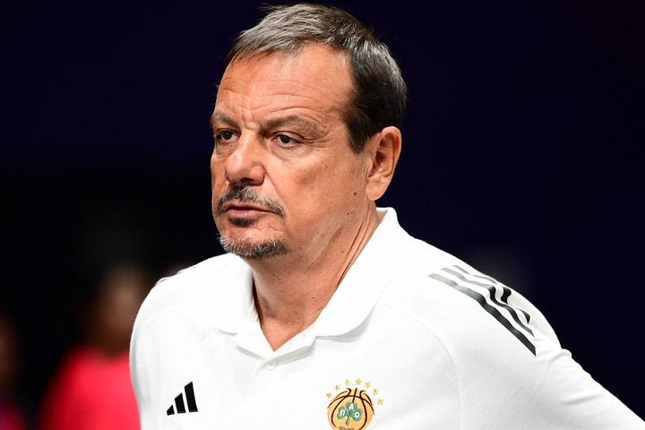 Final Four 2025, Φενέρμπαχτσε – Παναθηναϊκός AKTOR: Ο Αταμάν και οι παίκτες αναχώρησαν από διαφορετική έξοδο του ξενοδοχείου για να μη συναντηθούν με οπαδούς της Φενέρ