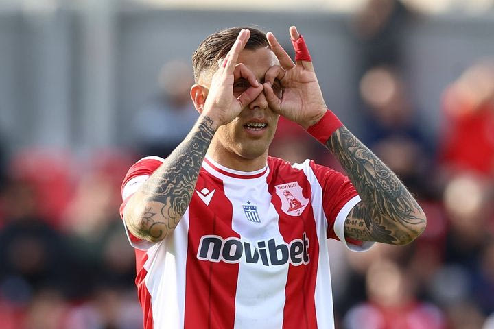 Τα κανόνια της περιφέρειας: Από τον Δημήτρη Παπαδόπουλο στον Φαν Βέερτ και τον Μπετανκόρ