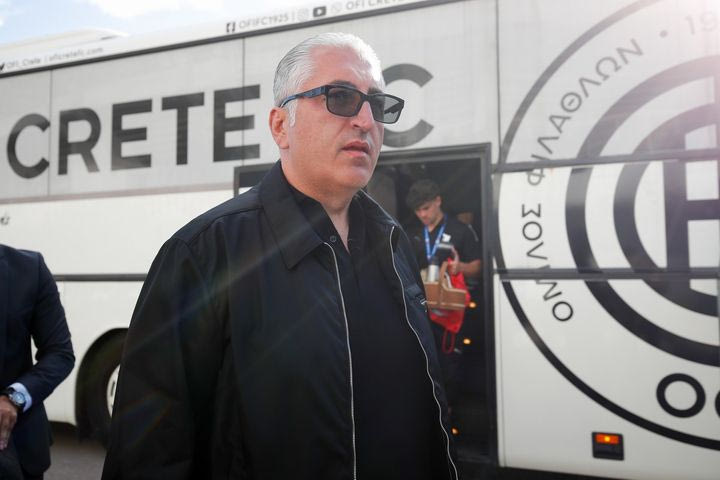 Τελικός Κυπέλλου Ελλάδας, ΟΦΗ – Ολυμπιακός: Η άφιξη της αποστολής των Κρητικών στο ΟΑΚΑ, μαζί και ο Μιχάλης Μπούσης