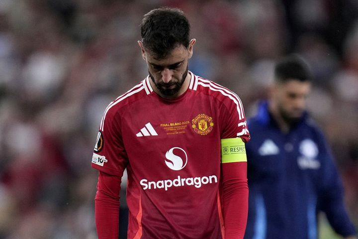 Μπρέντφορντ – Μάντσεστερ Γιουνάιτεντ 3-1: Ο Τιάγκο τσίμπησε σαν σφήκα δύο φορές τους κόκκινους διαβόλους, μοιραίος ο Φερνάντες