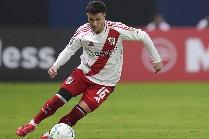 Ολυμπιακός μεταγραφές: Οι ερυθρόλευκοι έχει ψηλά στη λίστα του τον Φαμπρίτσιο Μπούστος της Ρίβερ, σύμφωνα με αργεντίνικο δημοσίευμα