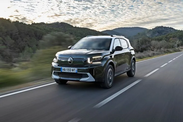 H Citroen “ταράζει” την αγορά των SUV με τα 18.900 ευρώ του νέου C3 Aircross- Διαθέσιμο και 7θέσιο