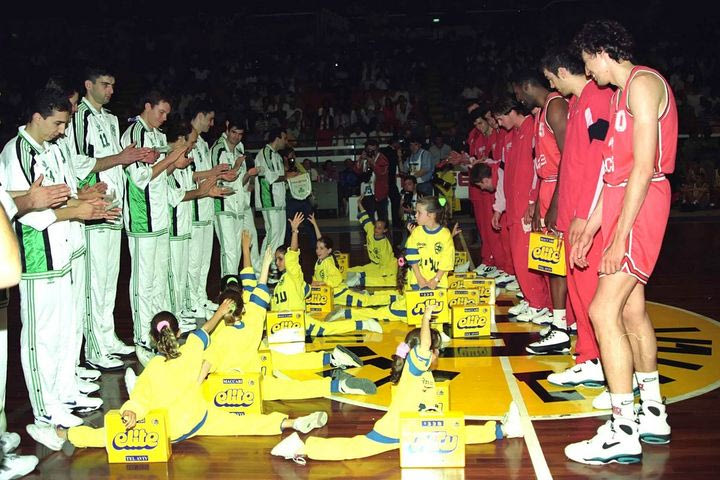 Ολυμπιακός: Οι ομαδικές φωτογραφίες από τα Final Four του 1994 και 1995 έχουν μόνο λάθη