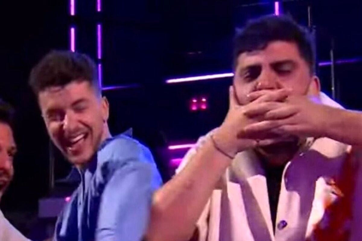 Ο πανηγυρισμός του διαγωνιζόμενου της Eurovision