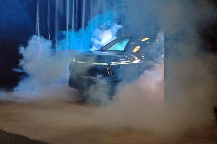 Αποστολή στις Βρυξέλλες: Πέντε μοντέλα, πέντε ιστορίες εξέλιξης για Toyota και Lexus- Με τα μάτια στο μέλλον