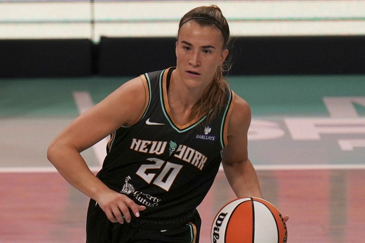 Η Σαμπρίνα Ιονέσκου