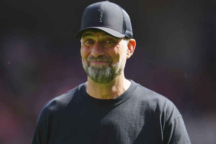 Ο Κλοπ στην ερώτηση που όλοι θα ήθελαν να του κάνουν: “Θα γύριζες στη Λίβερπουλ;” – “Θεωρητικά είναι πιθανό”