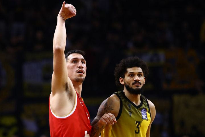 Τα highlights από την άνετη επικράτηση του Ολυμπιακού επί της ΑΕΚ