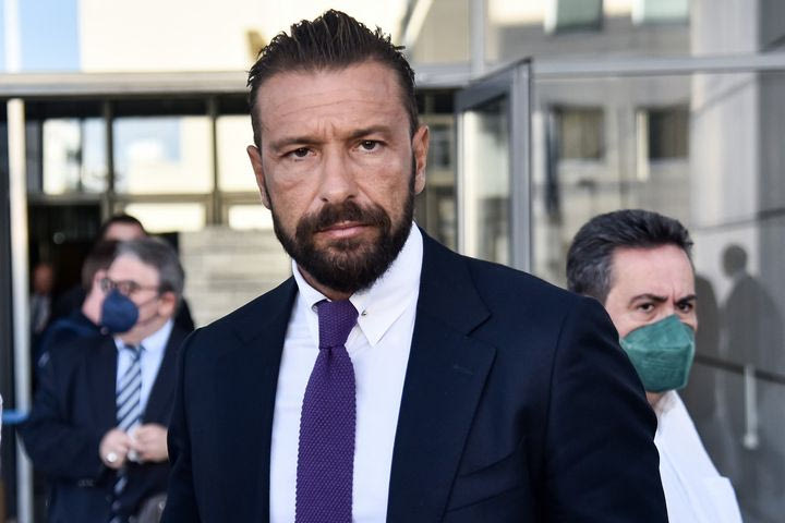 Ο Γιάννης Μαρακάκης ανέλαβε την εκπροσώπηση της οικογένειας Καμπανού