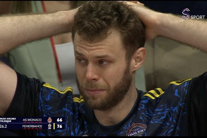 Φενέρμπαχτσε: Ο Μέλι ξέσπασε σε δάκρυα χαράς λίγο πριν το φινάλε του τελικού