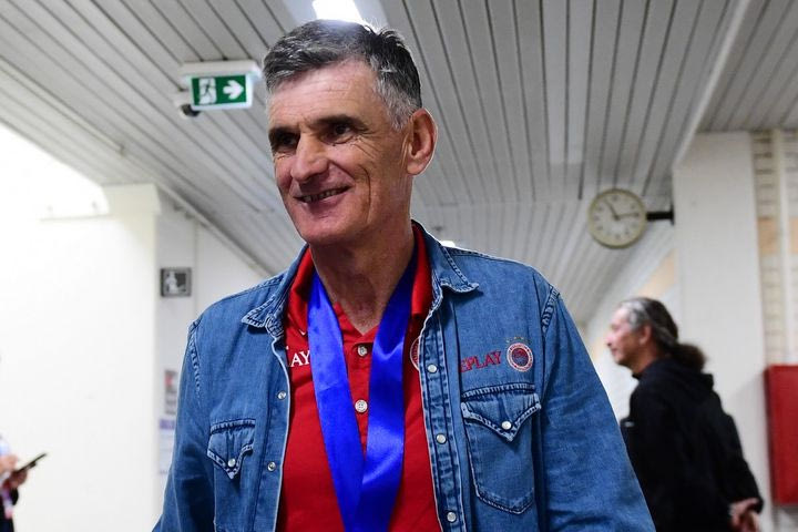 Αποθεώνουν τον Μεντιλίμπαρ στην Ισπανία: “Ιστορικό νταμπλ, συνεχίζει να γράφει ιστορία με τον Ολυμπιακό”