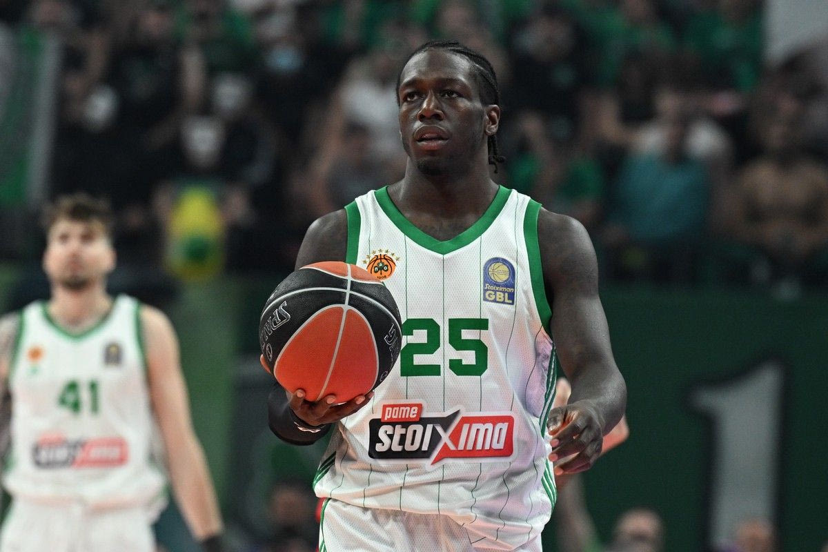 Ο Κέντρικ Ναν