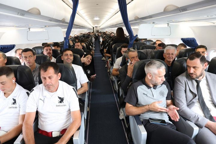 ΟΦΗ: “Κύπελλο στη μεγαλόνησο”, οι φίλοι των Κρητικών τραγουδούσαν συνθήματα στο αεροπλάνο για την κούπα