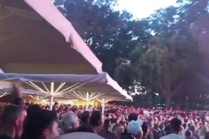 Τελικός Κυπέλλου Ελλάδας, ΟΦΗ – Ολυμπιακός: Αγωνία στο κόκκινο στο Ηράκλειο, φίλοι των Κρητικών είδαν τον τελικό στο πάρκο Γεωργιάδη