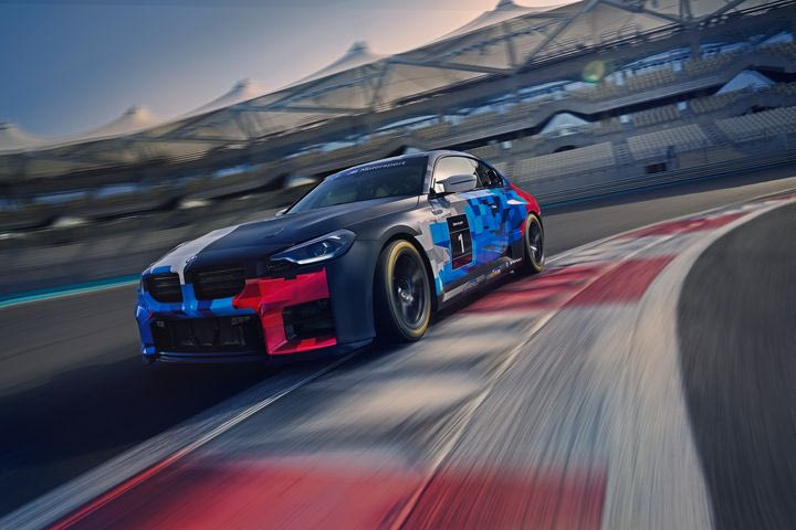 Αυτή είναι η “βασική Μ” της BMW με 313 ίππους για αγωνιστική χρήση- Τιμή