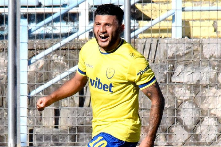 Λαμία – Παναιτωλικός 1-3: Άνετη επικράτηση για τα Καναρίνια στη Φθιώτιδα, δύο αποβολές για τους γηπεδούχους