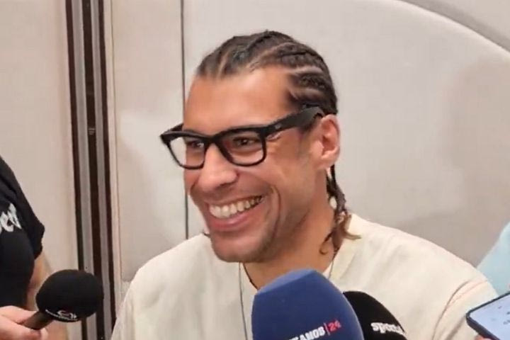 Final Four 2025: Με κάμερα στα γυαλιά του ο Γιώργος Πρίντεζης, καταγράφει κάθε στιγμή στο Άμπου Ντάμπι