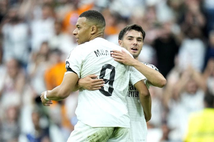 Ρεάλ – Σοσιεδάδ 2-0: Φινάλε με τρίποντο για τους Μαδριλένους στου αντίο των Αντσελότι, Μόντριτς και Βάσκεθ