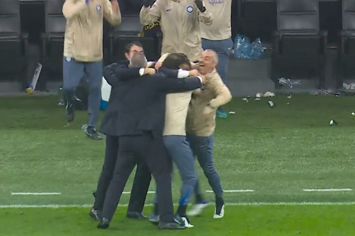 Οι πανηγυρισμοί στον πάγκο της Ίντερ