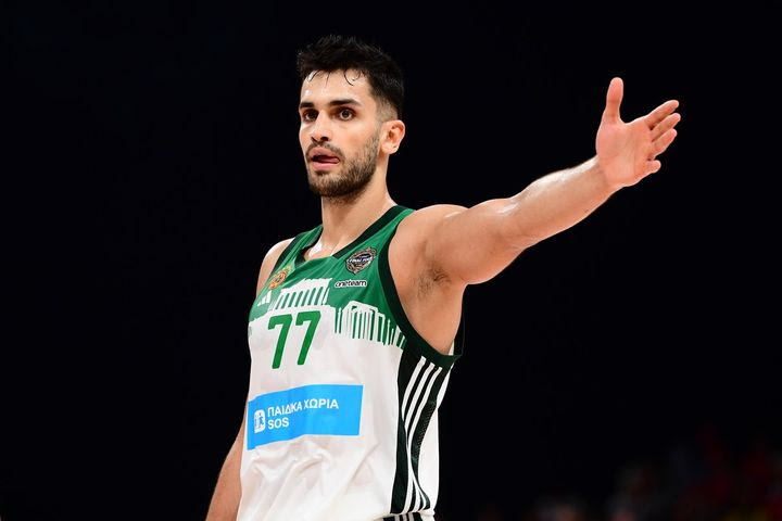 Γιούρτσεβεν: “Πρέπει να κοιτάξουμε μπροστά και να πάρουμε το πρωτάθλημα”