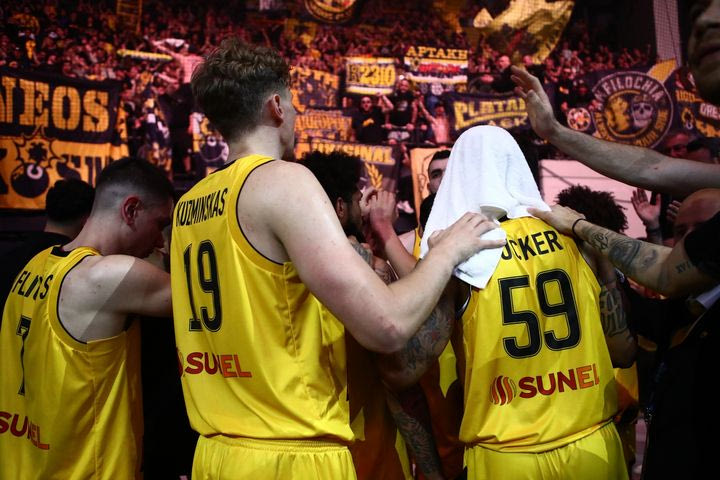 Τεράστιο χειροκρότημα για την ΑΕΚ Betsson από τον κόσμο της στη SUNEL Arena παρά την ήττα από τη Μάλαγα